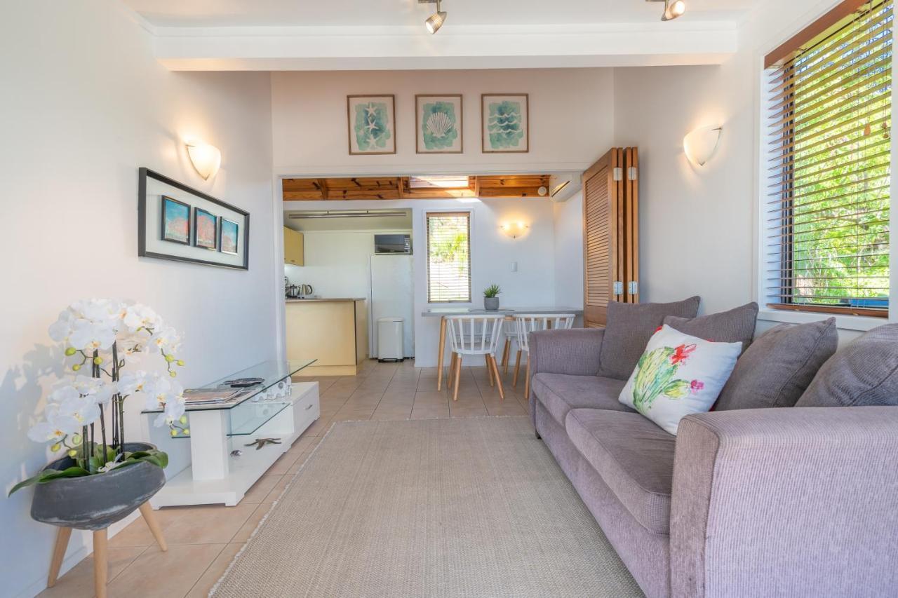 Palm Beach Cottage With Private Spa Pool Eksteriør bilde